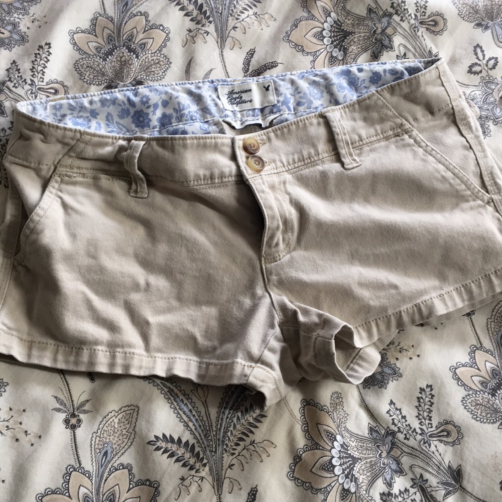 American Eagle Shorts -Tan